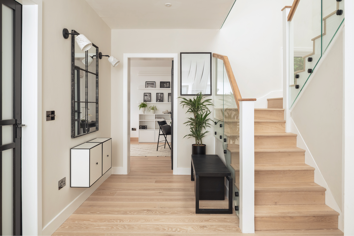light oak floors 